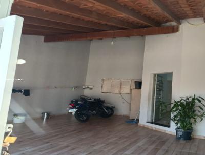 Casa para Venda, em Salto, bairro Jardim Santa Marta, 3 dormitrios, 2 banheiros, 1 sute